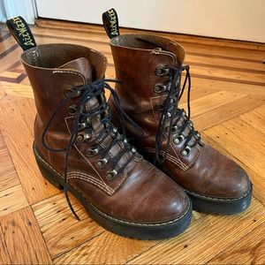 Doc Martens - Leona Platform Boot - Size 8